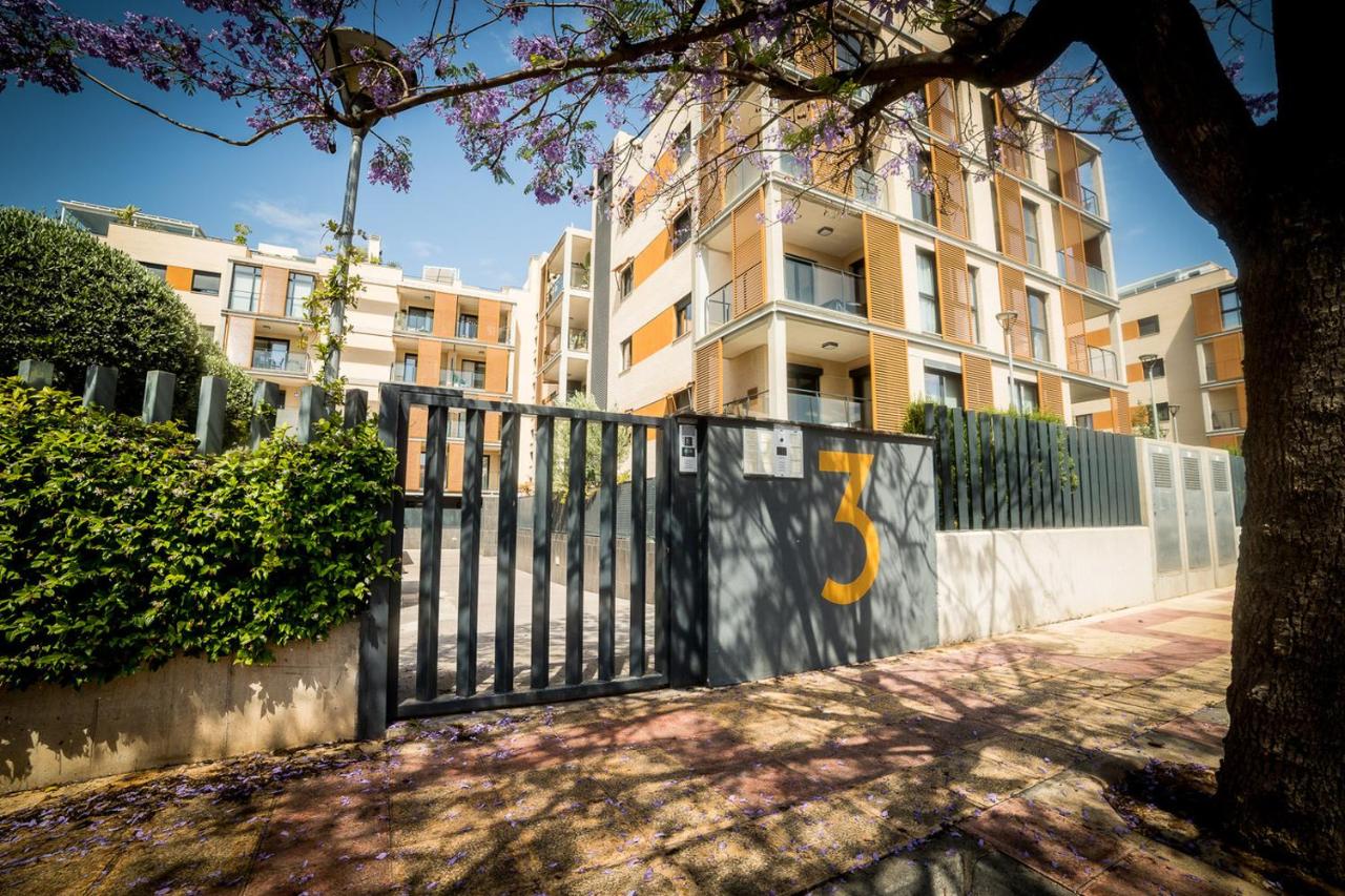 Apto. con piscinas y gym a 800 metros de playa - B&B