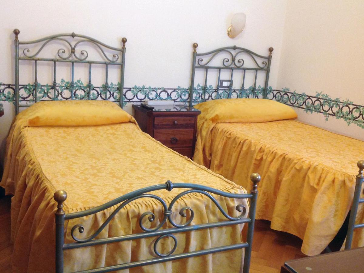 Single Room with Bathroom