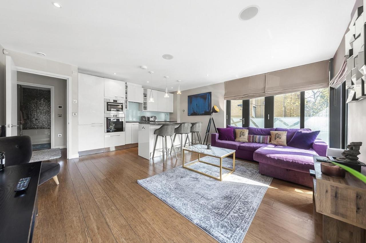 King beds apartment with en-suite, private balcony and elevator by iconic Portobello Market - B&B Londra