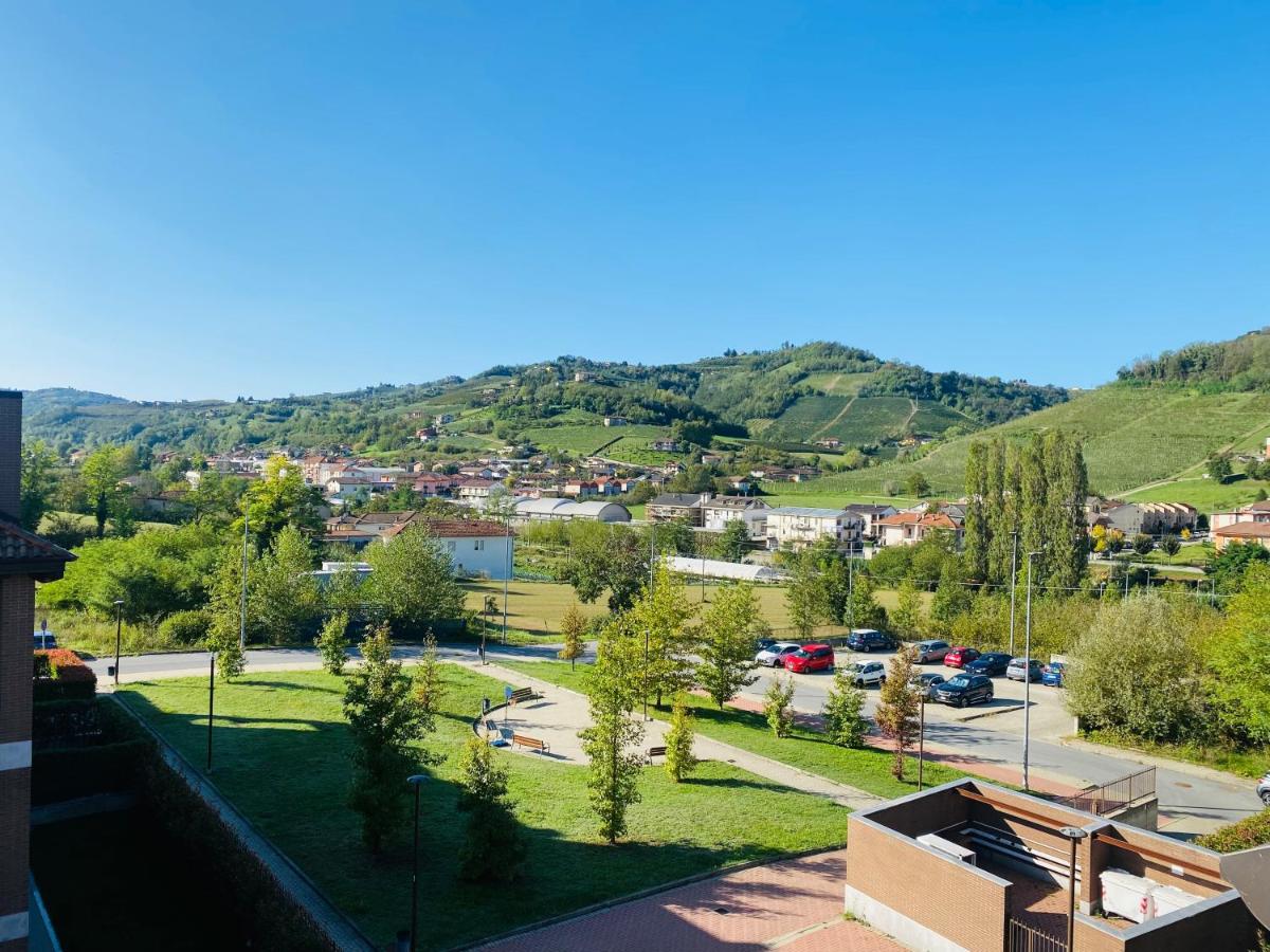 Attico nel cuore delle Langhe - Free Parking Wi-Fi e AC - B&B