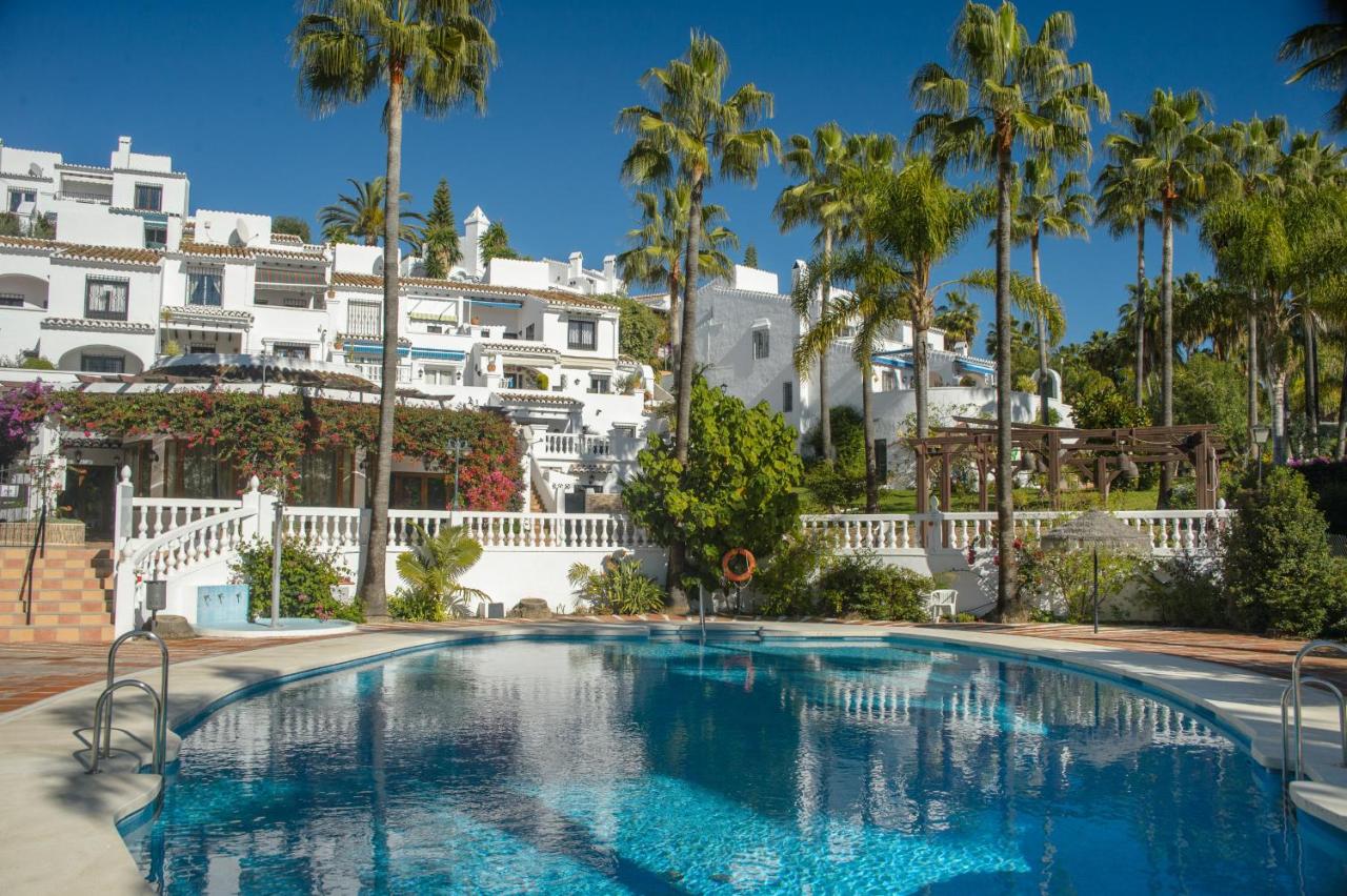 Tetuan 11 Oasis Properties - Bed and Breakfast Nerja