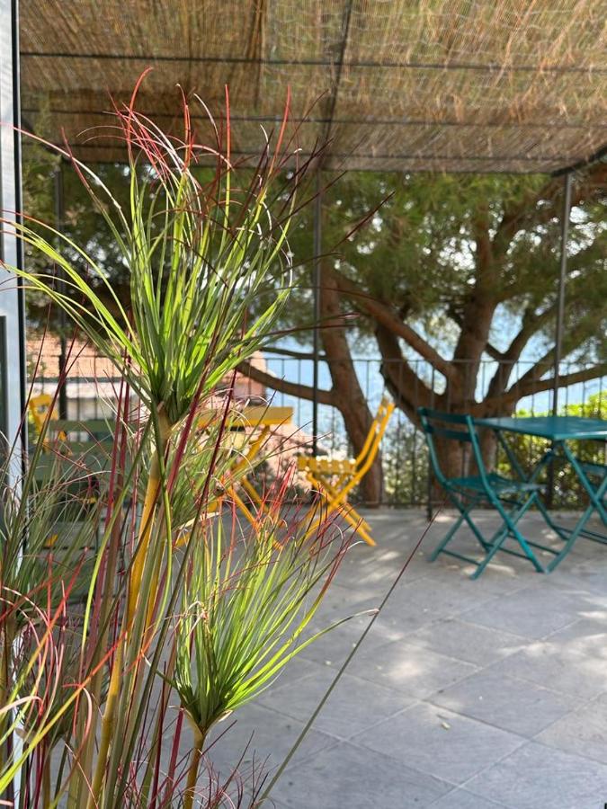 Tweepersoonskamer met Terras