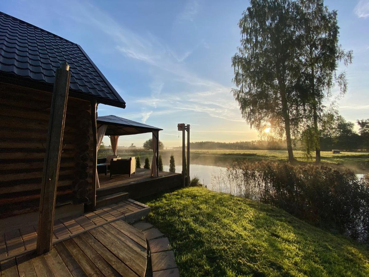 B&B Sēlpils - Cabin with a sauna& pond+a hot Tub(additional fee) - Bed and Breakfast Sēlpils