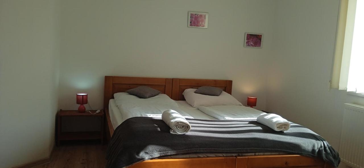Driepersoonskamer met Eigen Badkamer
