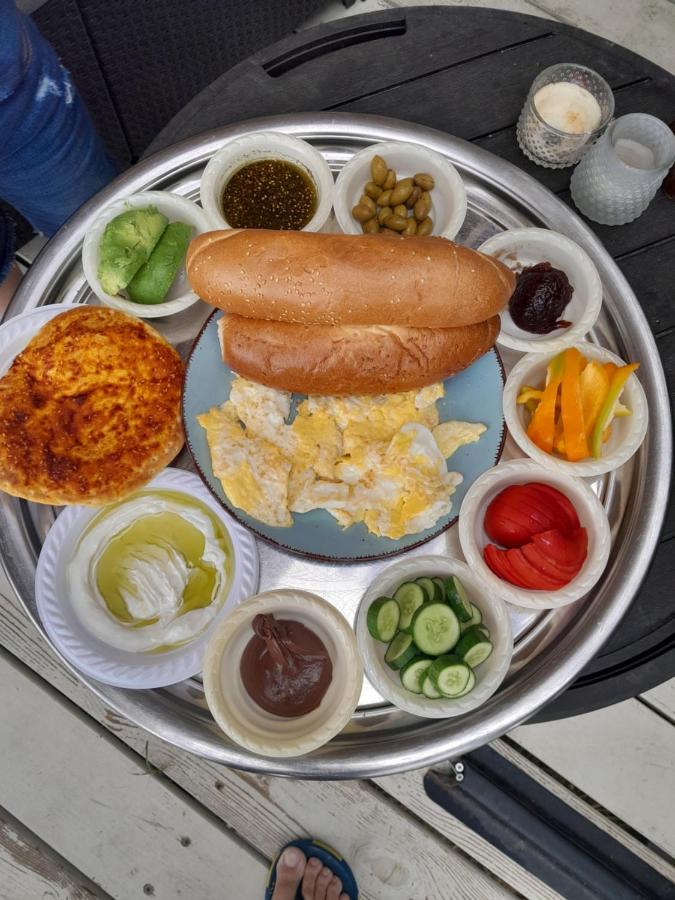 צימרים סוף העולם 1 - B&B ‘Ein Qunīya