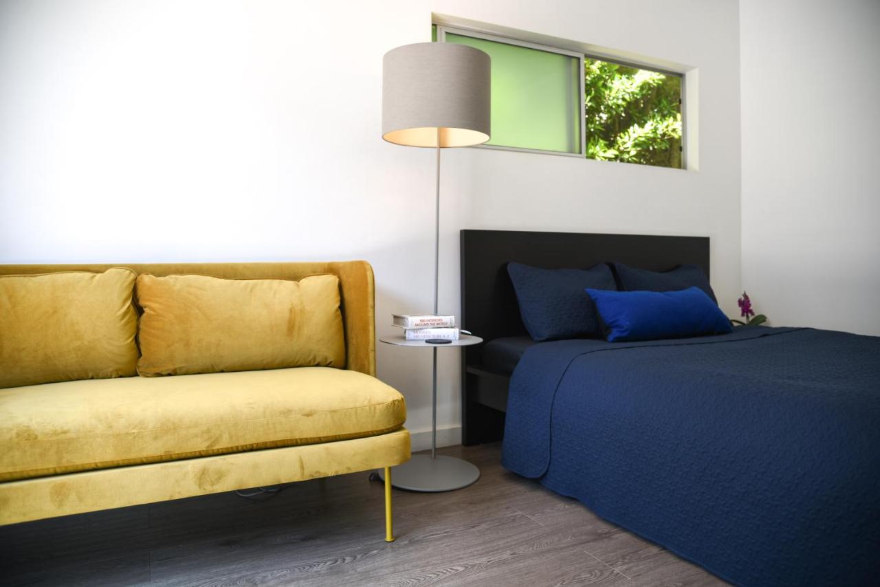 Studio with Garden View