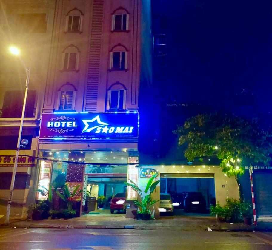 Sao Mai Hotel - 35 Cổ Linh HN - by BAY LUXURY - Bed and Breakfast Mai Phúc