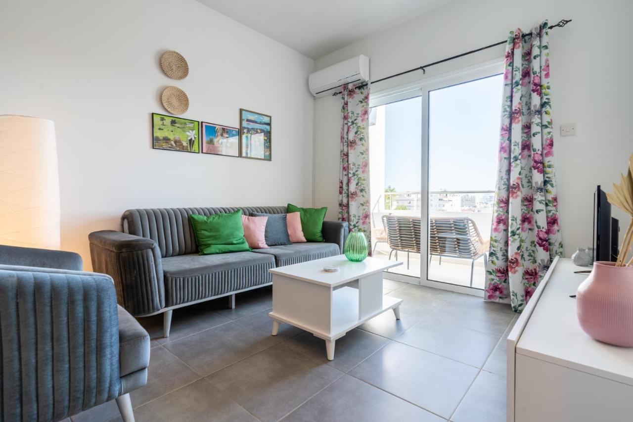 Emerald’s 2-Bedroom Apartment in Larnaca - B&B