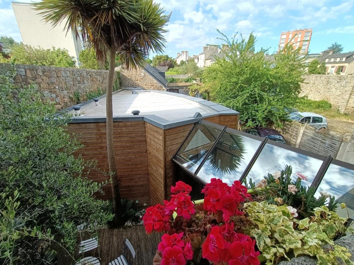Maison avec grande chambre cité trois vallées - Chambres d’hôtes Saint-Brieuc