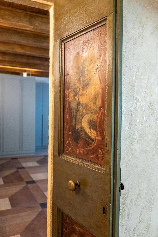 Palazzo Reggiani - Galileo Galilei - B&B Verona