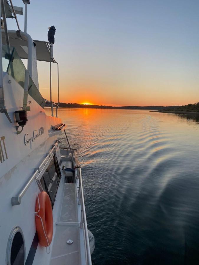 Iate Glória Sem-fim Monsaraz - B&B Monsaraz