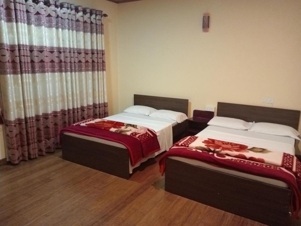 Deluxe Family Room