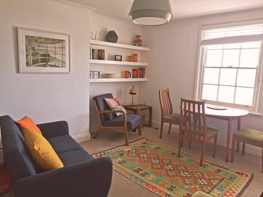 Relax and enjoy the sea view Margate - Bed and Breakfast Margate