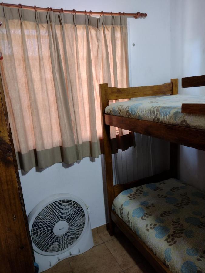 Departamento "Juana"para 4 personas 2 cuartos con garage en Santa Teresita - Chambres d'hôtes Santa Teresita