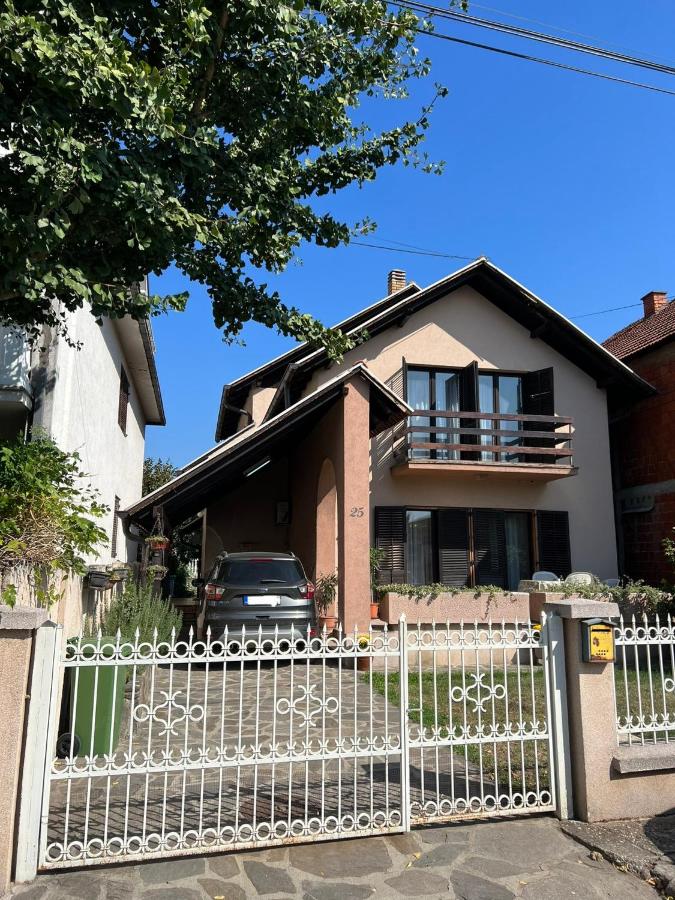 InterInn Luxury Villa - B&B Paraćin