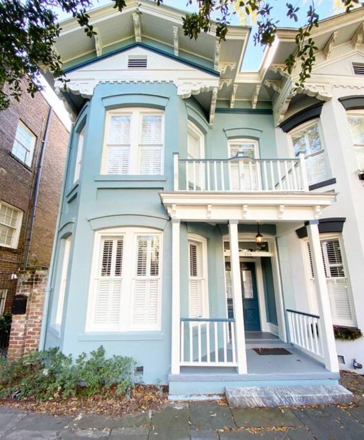 Chatham House - Historic 3 BR on Chatham Square - B&B