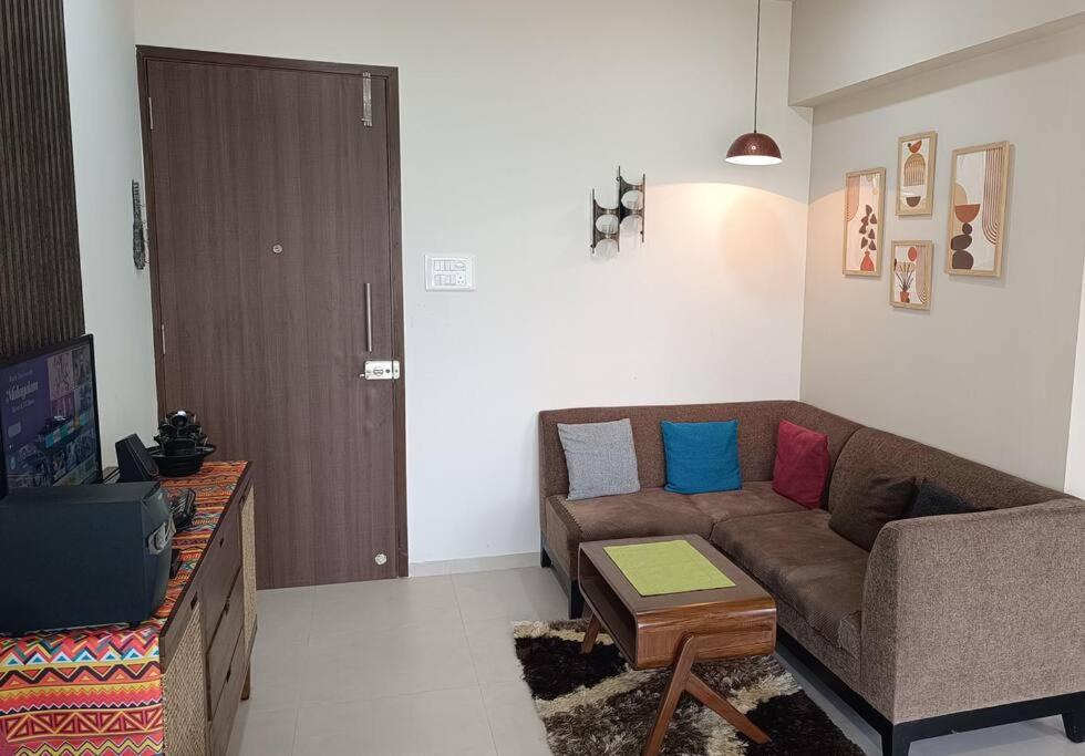 Cozy Home near Bhavali Dam - Ferienwohnung Igatpuri