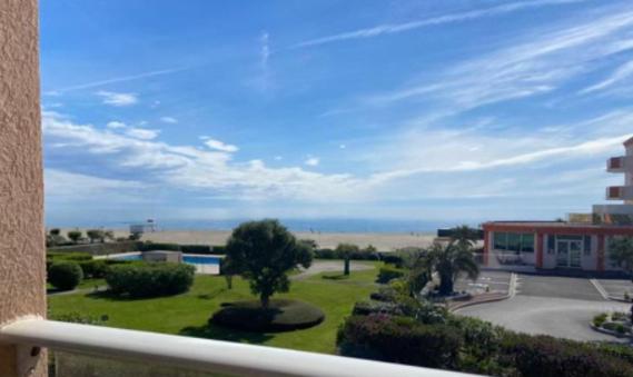 Belles prestations pour ce T4 avec vue mer et piscine - 6FLAM701 high-end residence sea view and pool - Bed and Breakfast Canet-en-Roussillon