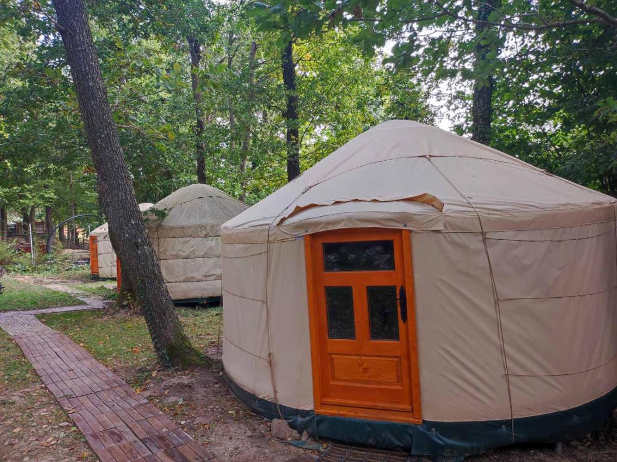 Tenda