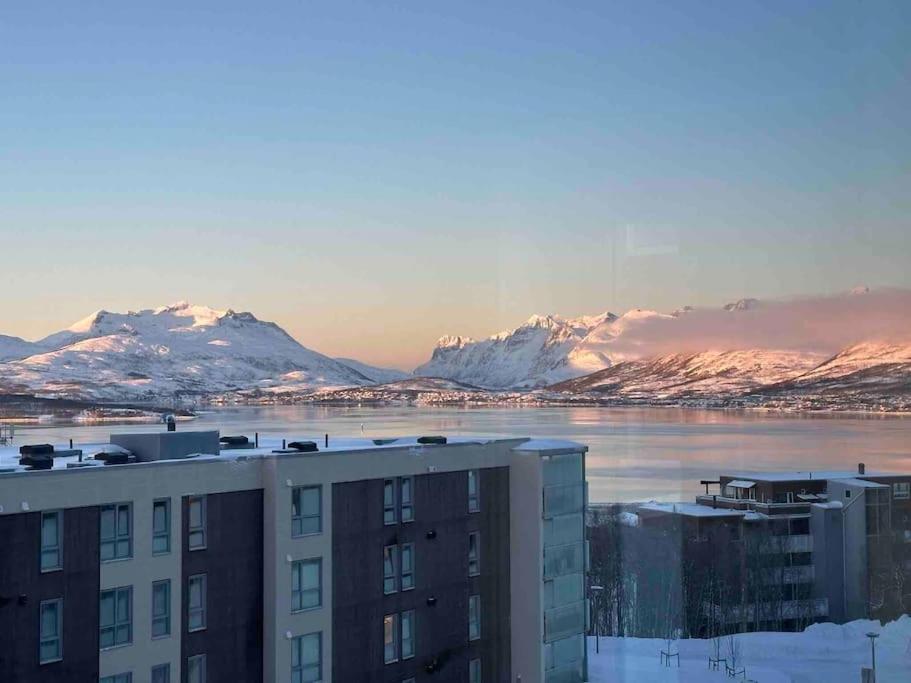 B&B Tromsø - Central apartment with stunning view - Bed and Breakfast Tromsø