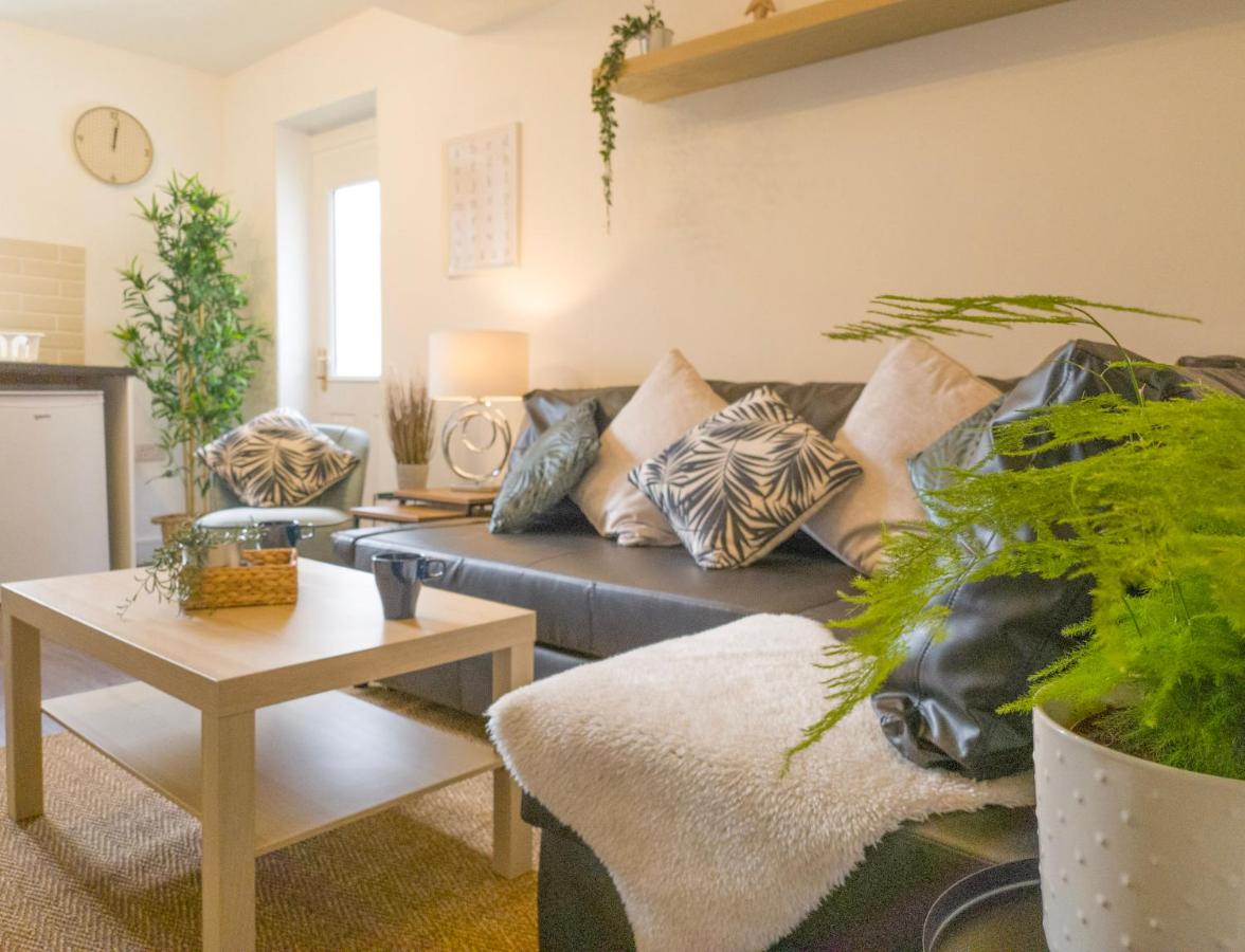 Principality Suites - Two Bed Apartment by Property Promise - B&B
