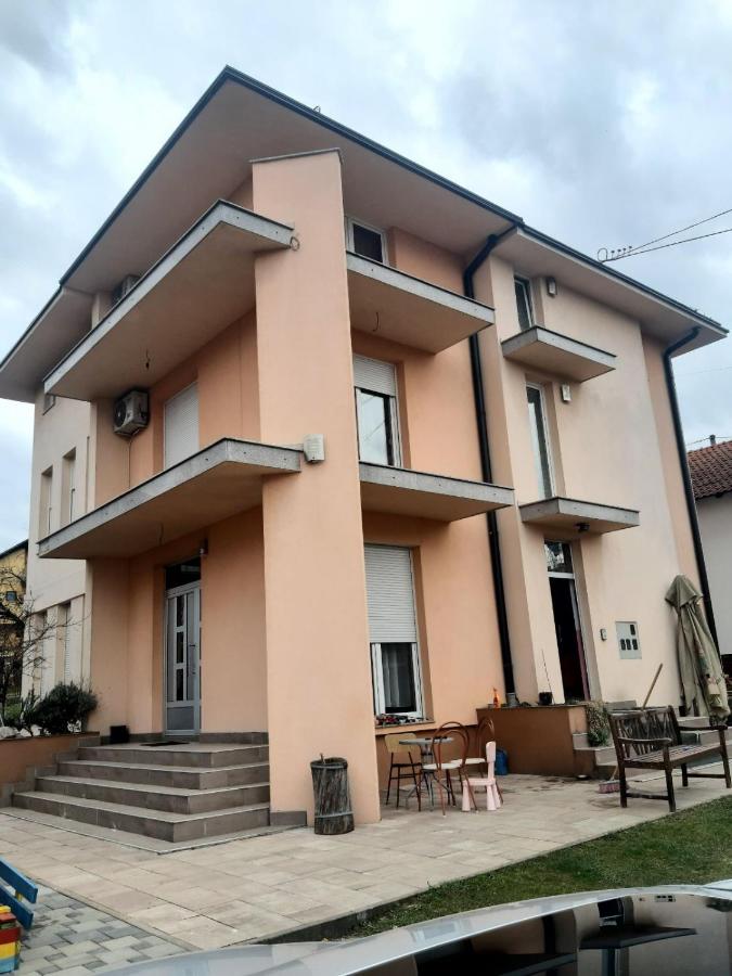 Apartmens LAMA - Bed and Breakfast