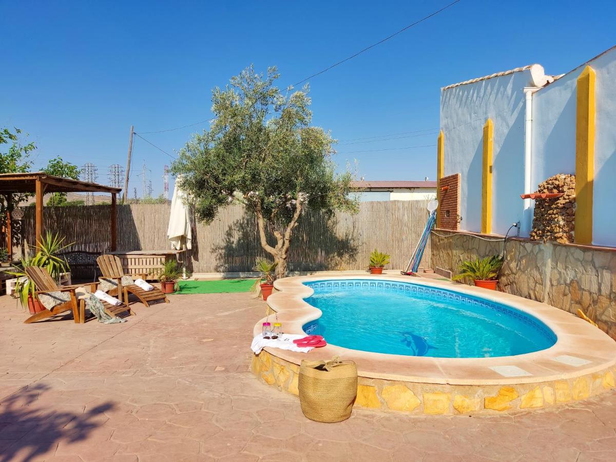 B&B Antequera - Cortijo los Dolmenes - Bed and Breakfast Antequera