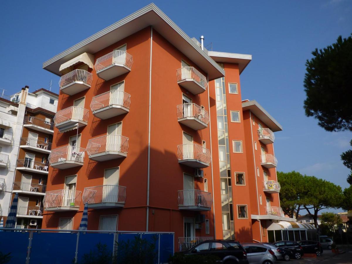 Mini Jet - B&B Lido di Jesolo