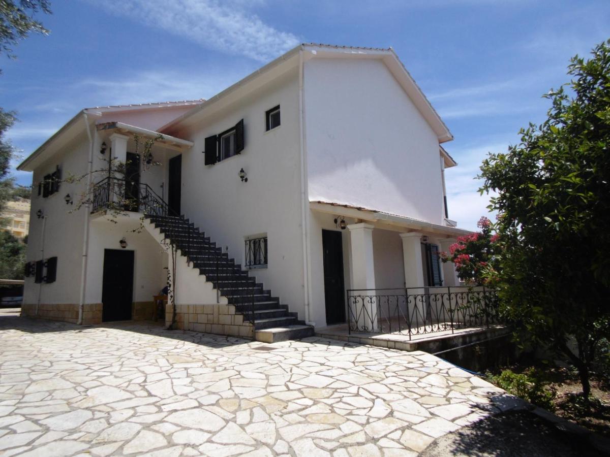 Villa Elli Panoramic View - Bed and Breakfast