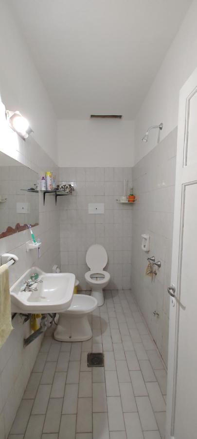 Habitación Privada en casa compartida, para mujeres, parejas, grupo mixto - B&B Córdoba