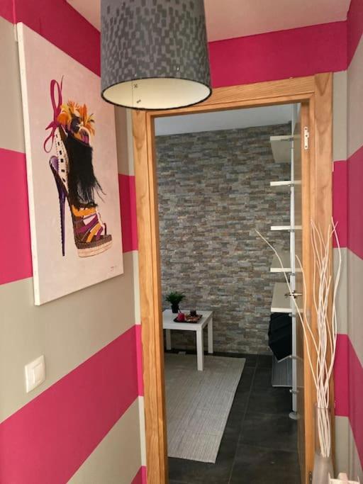 RURAL3MIJAROJOS casa con jardin y piscina privada en el centro de Cantabria - Chambres d'hôtes Mijarojos