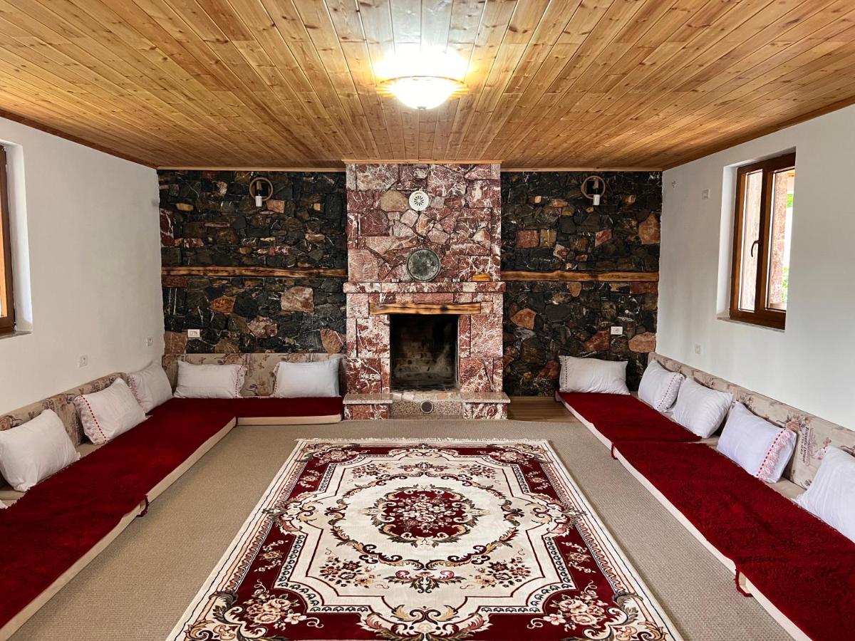 Habitación Familiar con balcón