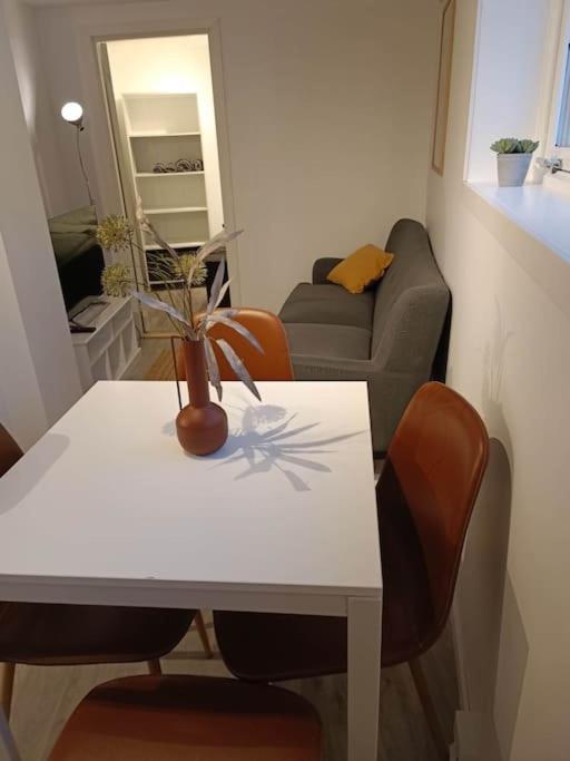 B&B Tromsø - Cozy apartment close to downtown - Bed and Breakfast Tromsø