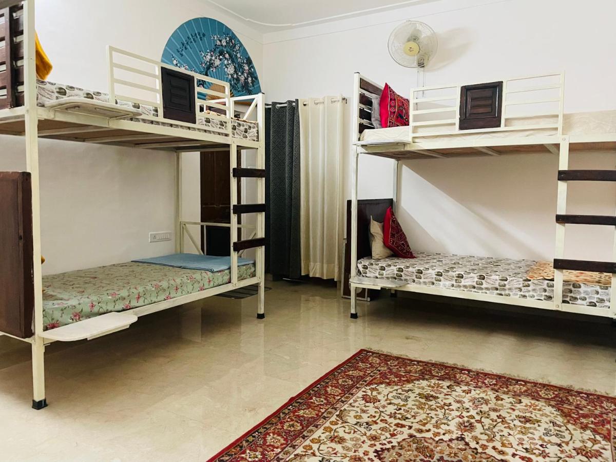 Dormitorio Misto con 6 Posti Letto
