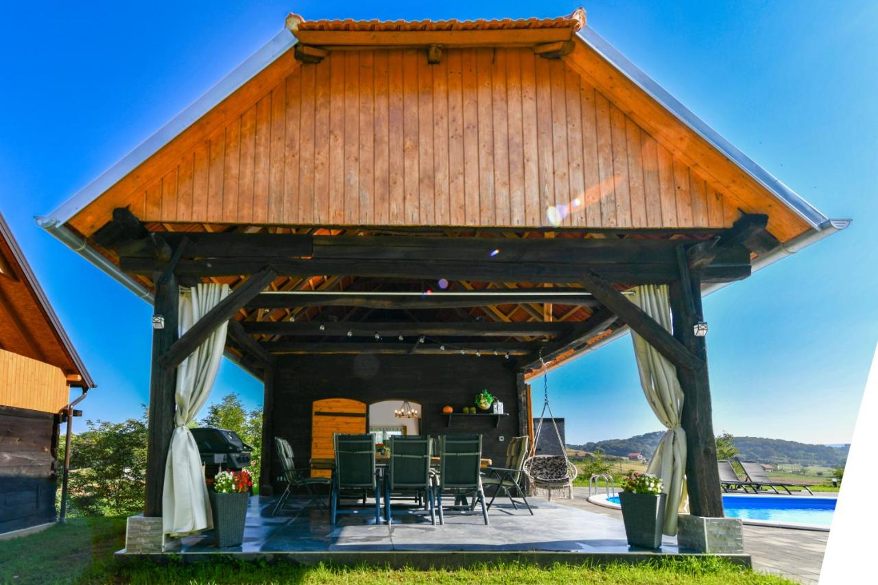 Holiday Home BIBA With Heated Outdoor Pool - B&B