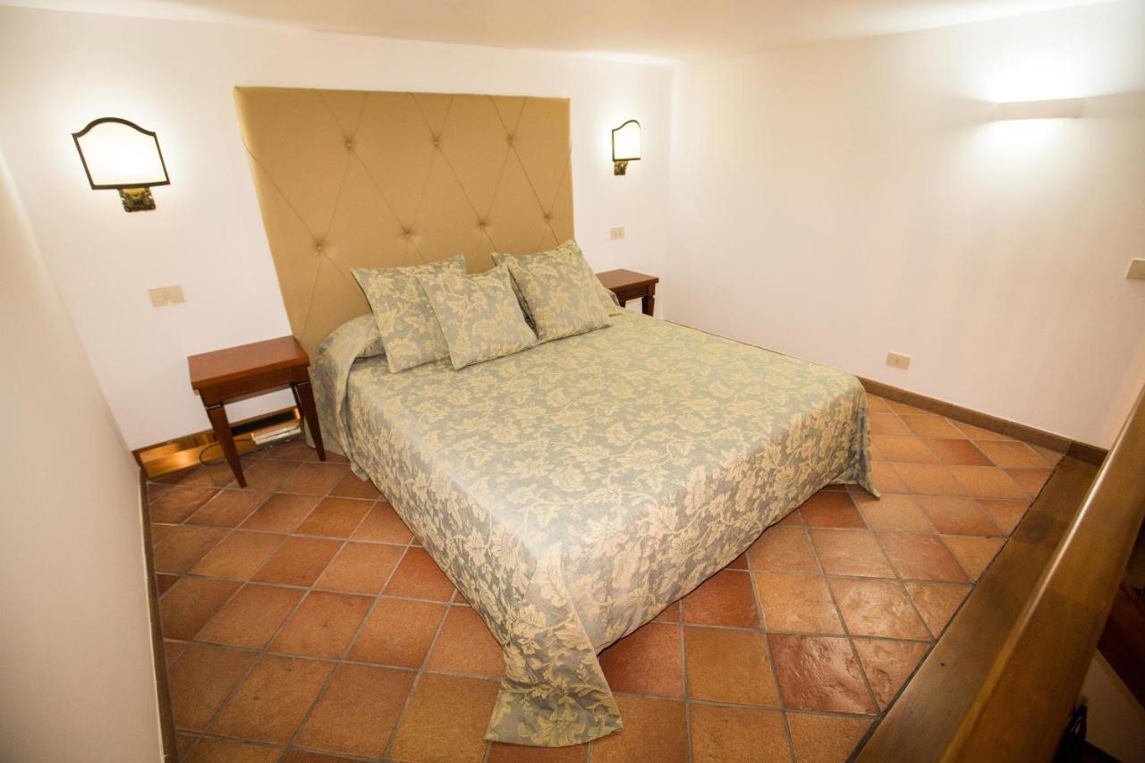 Classic Quadruple Room