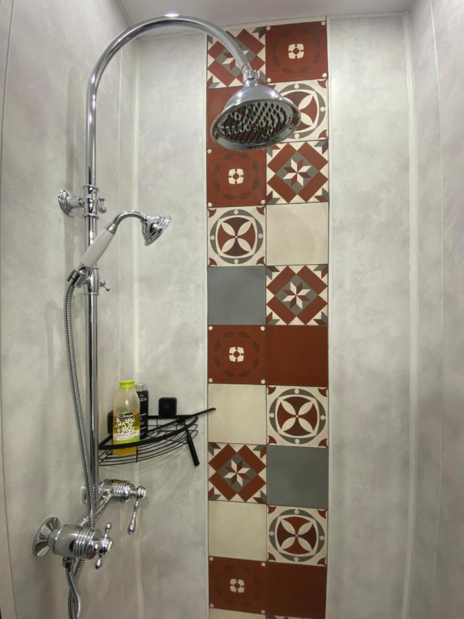 Deluxe Double Room with Shower