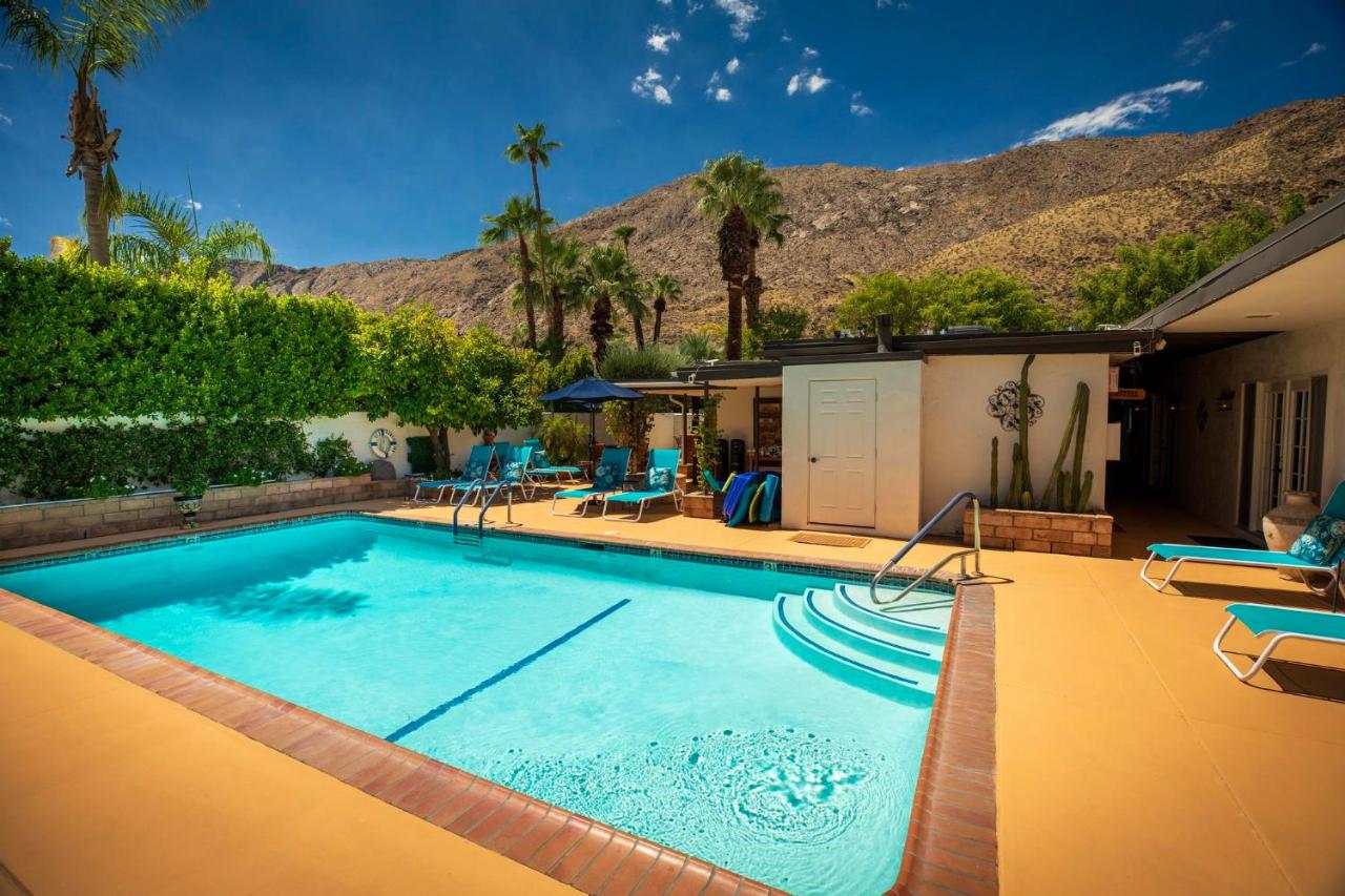B&B Palm Springs - Old Ranch Inn - Adults Only 21 & Up - Bed and Breakfast Palm Springs