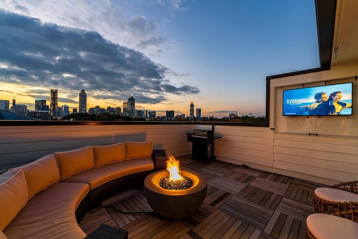 B&B Atlanta - Luxurious Midtown Home W Majestic Rooftop Views - Bed and Breakfast Atlanta