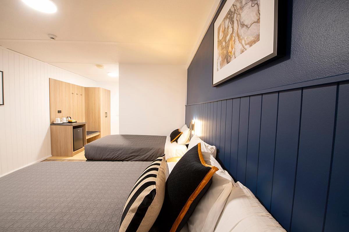 B&B Sydney - Southend Hotel - Bed and Breakfast Sydney