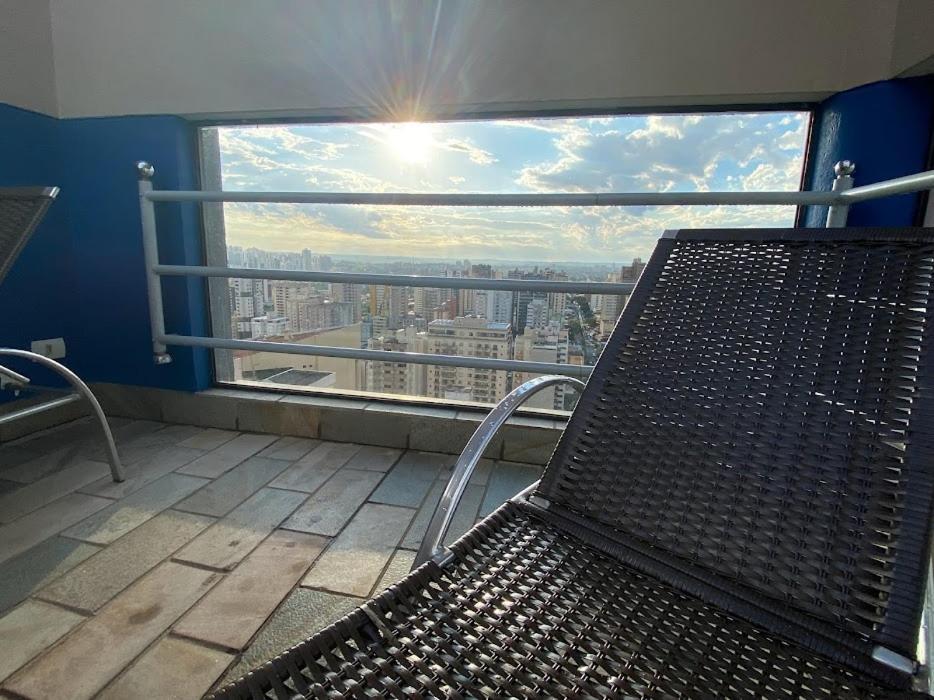 FLAT LUXO PREMIUM - Londrina Flat Hotel - 43m² #garagemgrátis - B&B