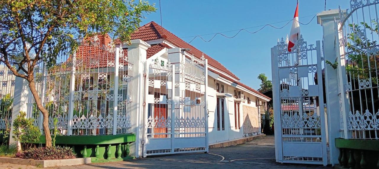 B&B Yogyakarta - Mar's Joglo - Bed and Breakfast Yogyakarta