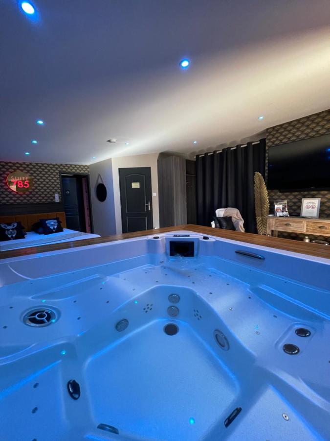 Chambre Lit King-Size avec Baignoire Spa