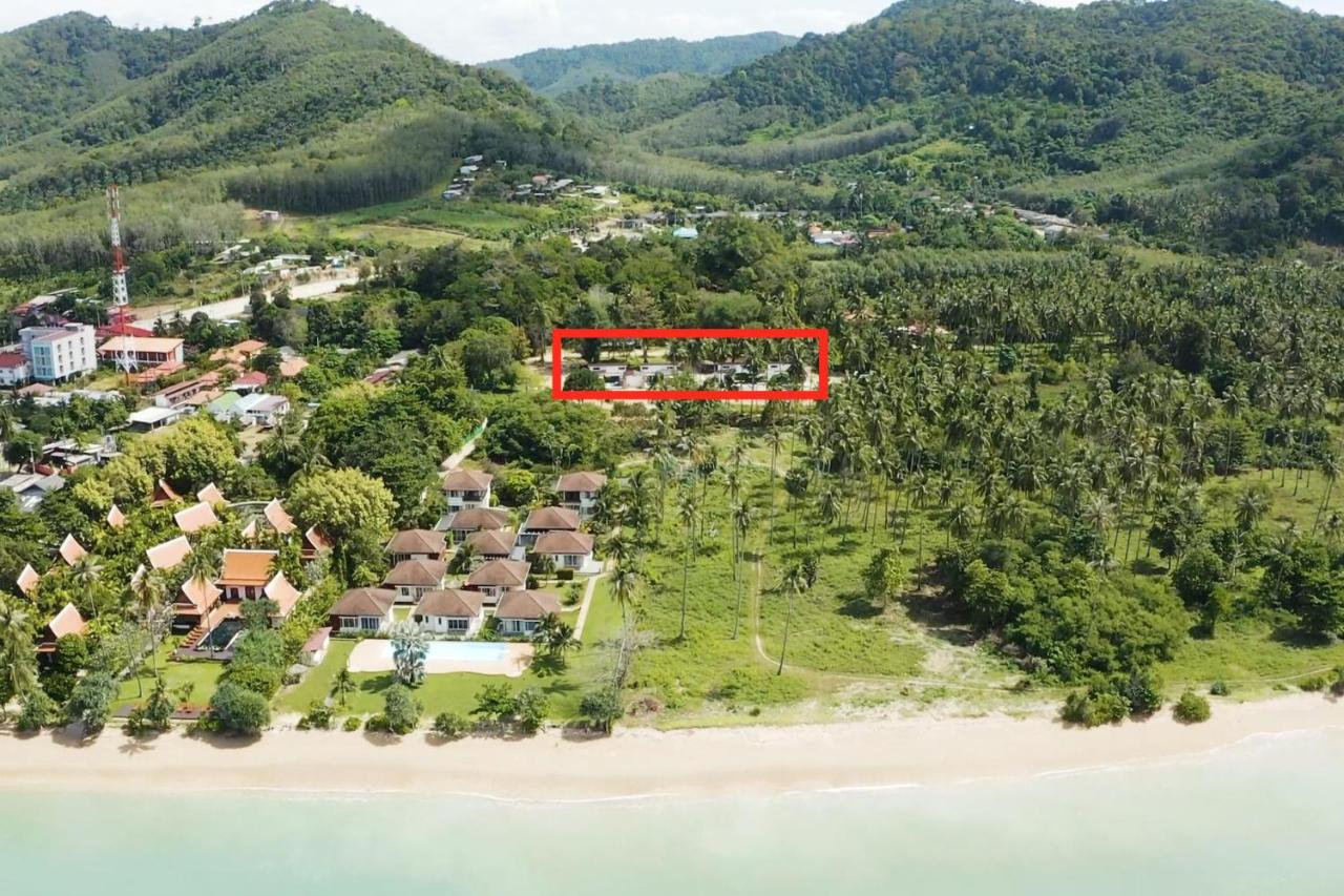 Five-Bedroom Villa