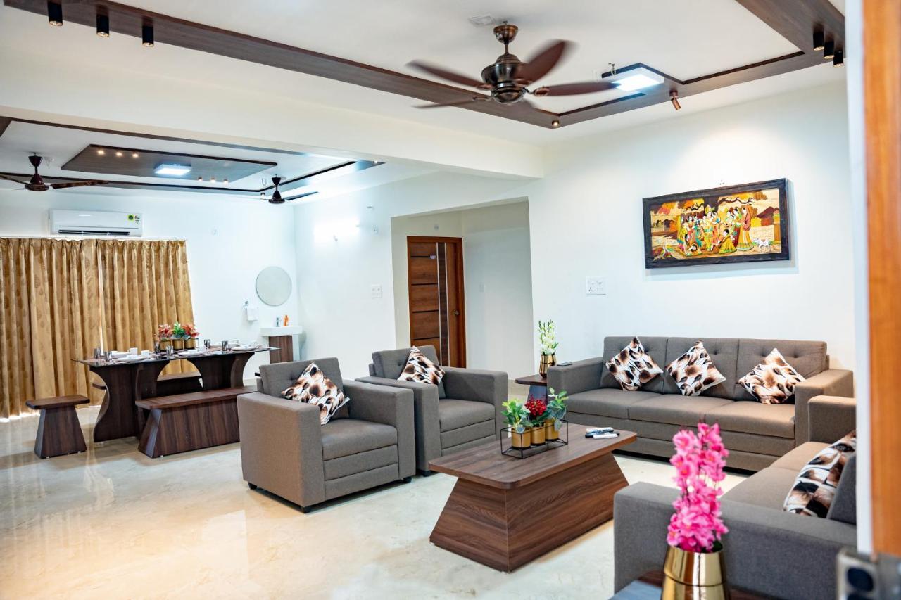 MAHAS Vrindavan by MAHAS Homestays - 3 BHK Flats - Fully Airconditioned - B&B Tirupati