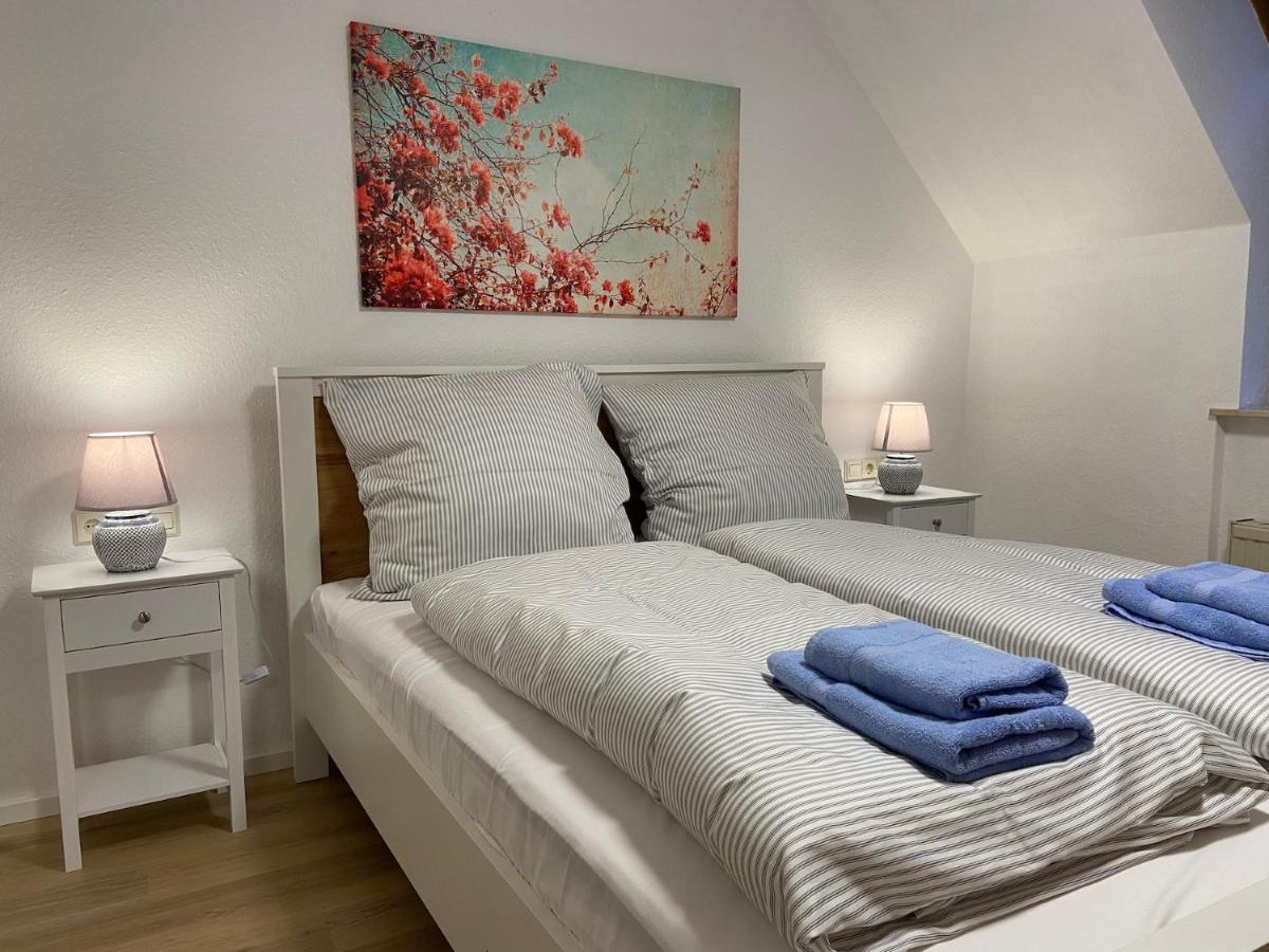Apartment mit Balkon