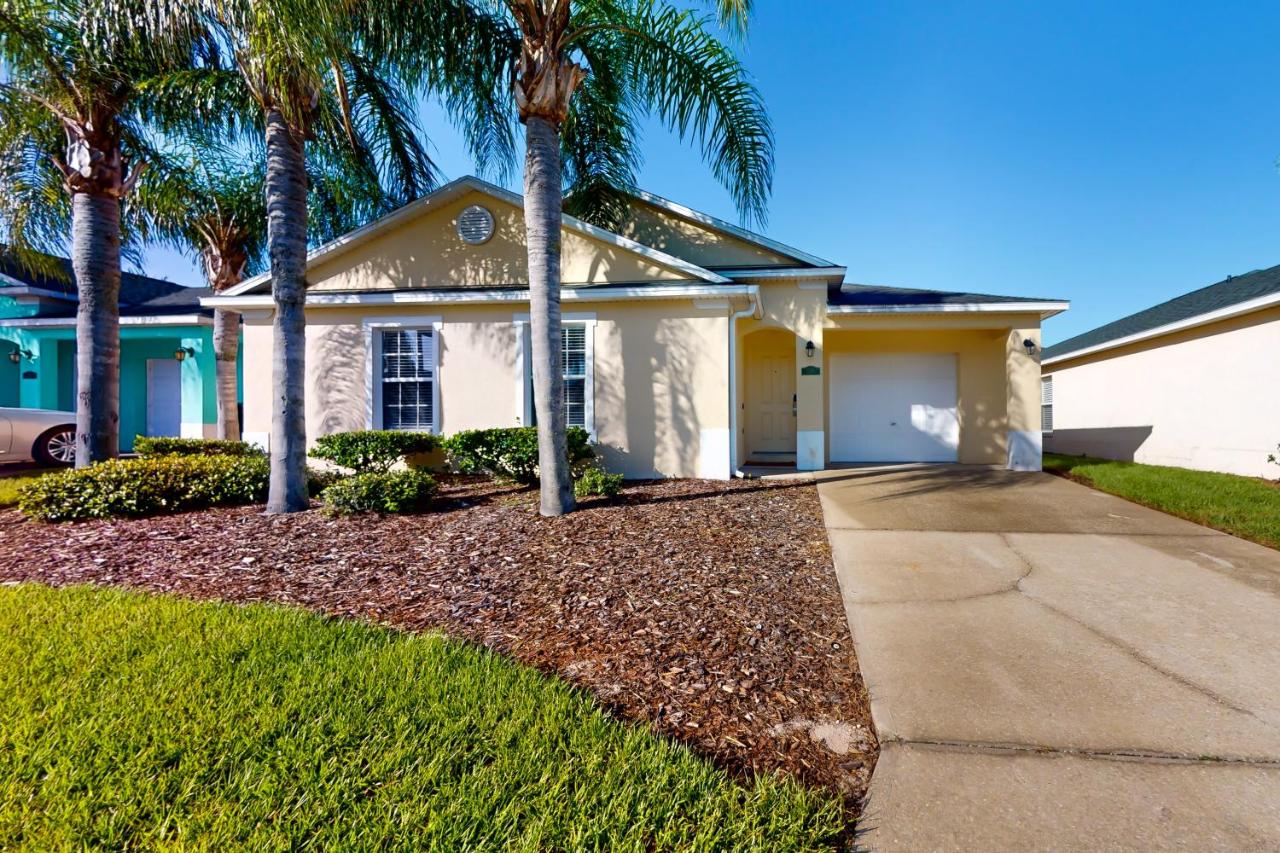 B&B Davenport - Gathering Under the Palms - Bed and Breakfast Davenport