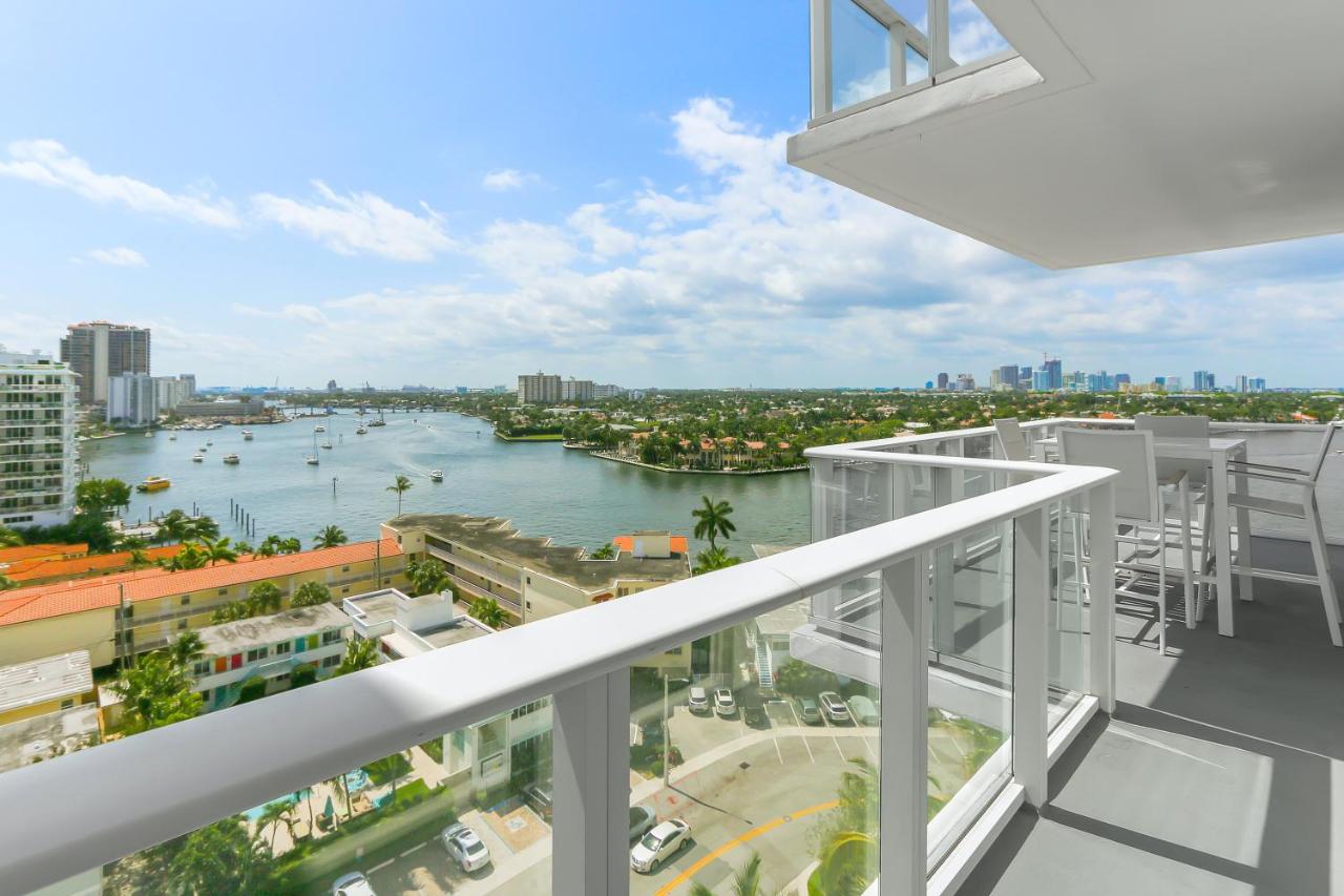 11th fl, modern, pool, gym, inter-coastal views - B&B