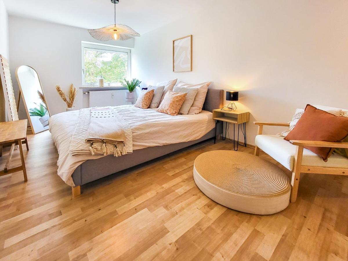 B&B Ingolstadt - Stilvolle 3-Zimmer Wohnung in Ingolstadt mit Balkon und guter Autobahnanbindung - Bed and Breakfast Ingolstadt