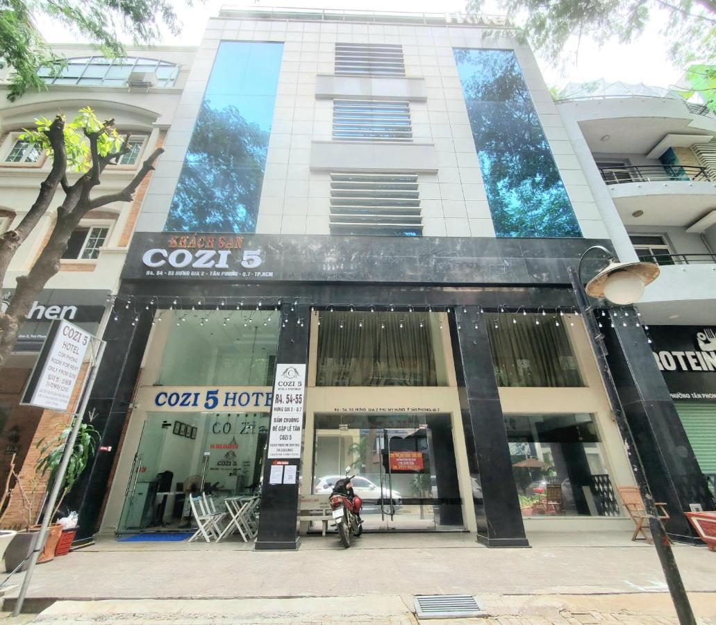 B&B Ho Chi Minh City - Cozi 5 Serviced Apartment - Bed and Breakfast Ho Chi Minh City